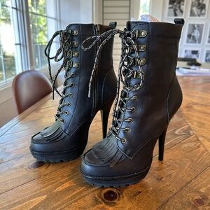 Steve Madden Caddet Heel